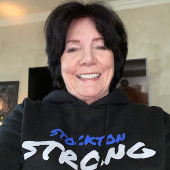 Meet your Posher, Carol - Picture 1 of 1